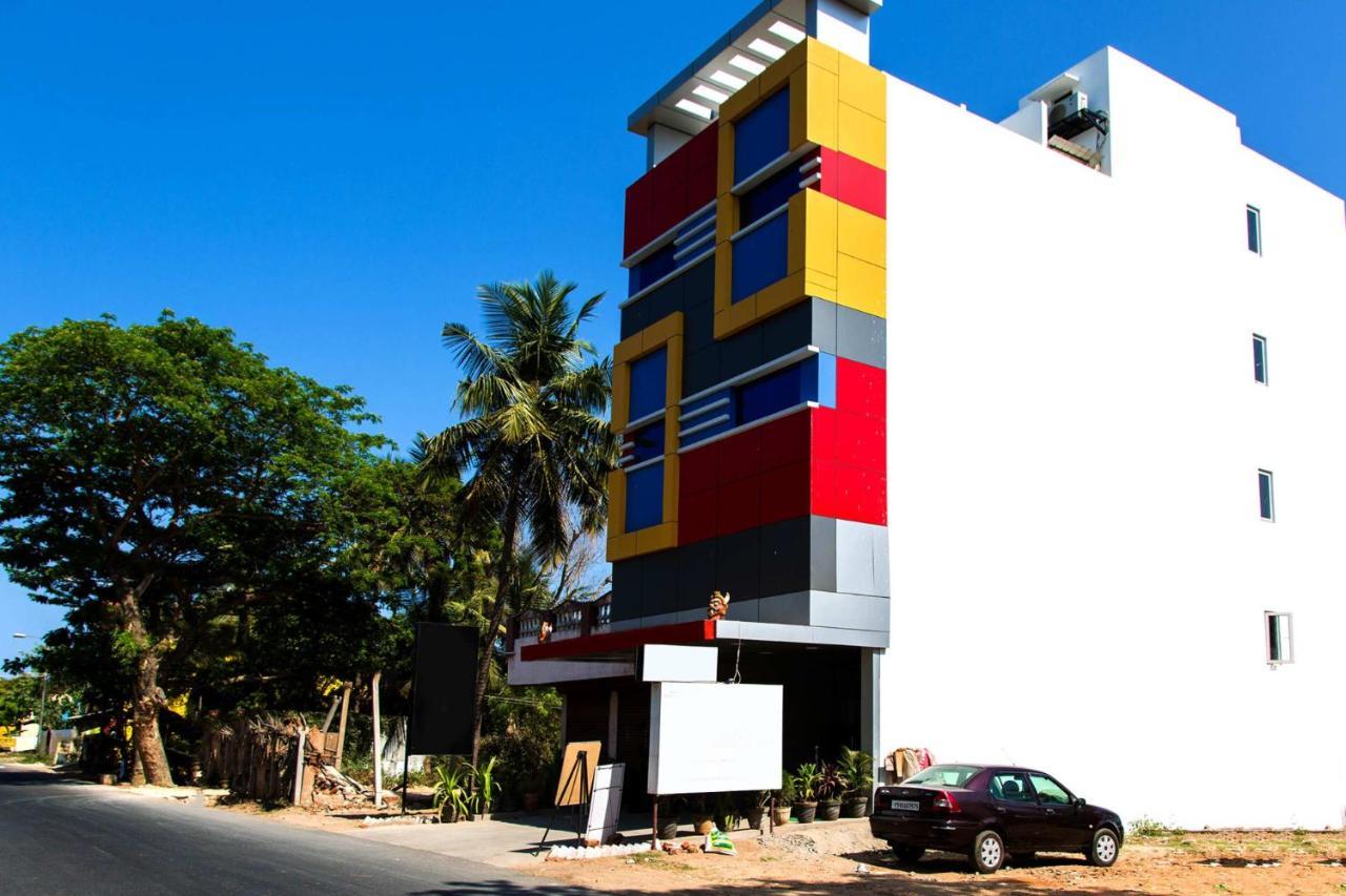Hotel Arunachala Пондичери Екстериор снимка