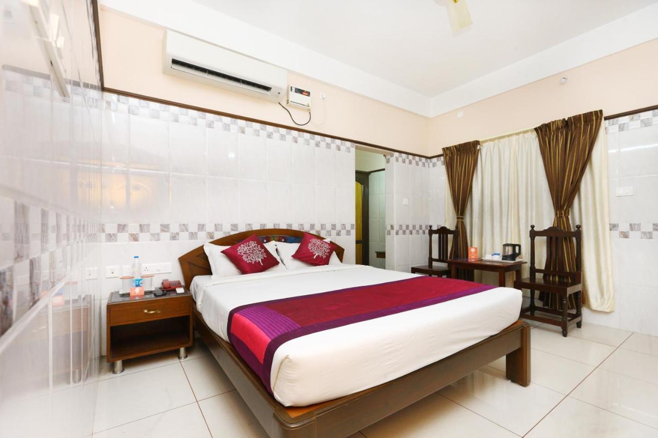 Hotel Arunachala Пондичери Екстериор снимка