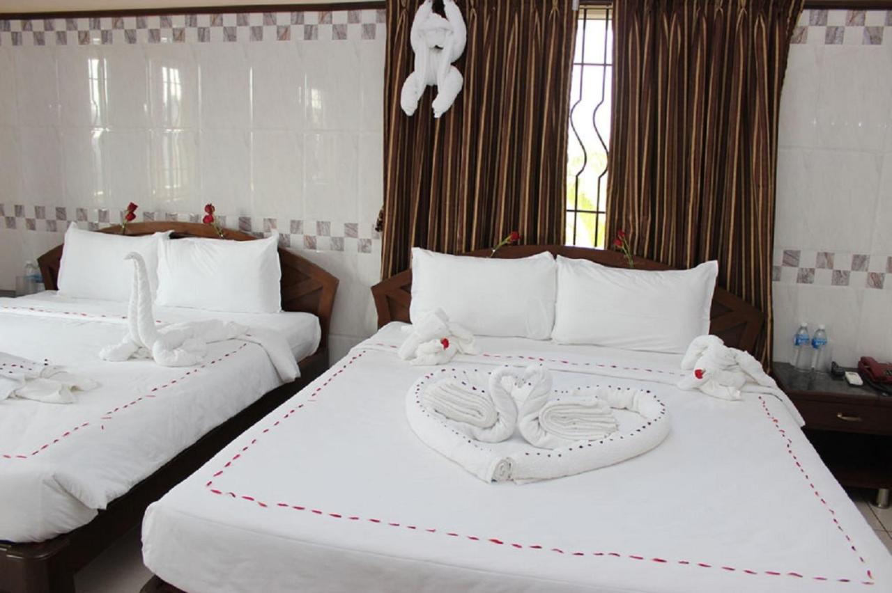 Hotel Arunachala Пондичери Екстериор снимка