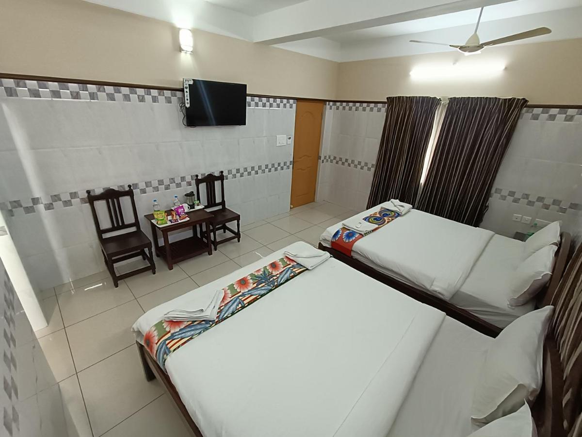 Hotel Arunachala Пондичери Екстериор снимка