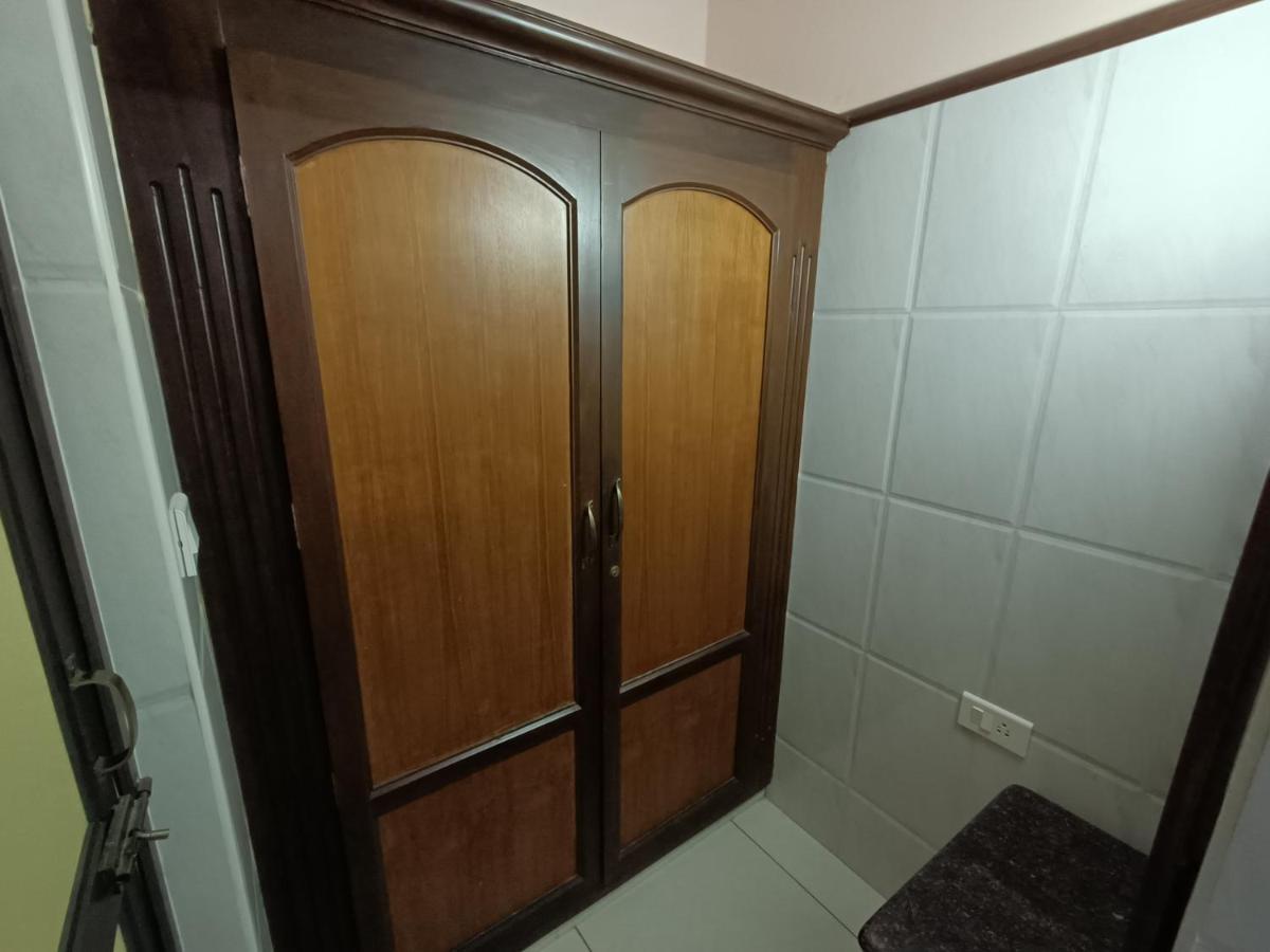 Hotel Arunachala Пондичери Екстериор снимка
