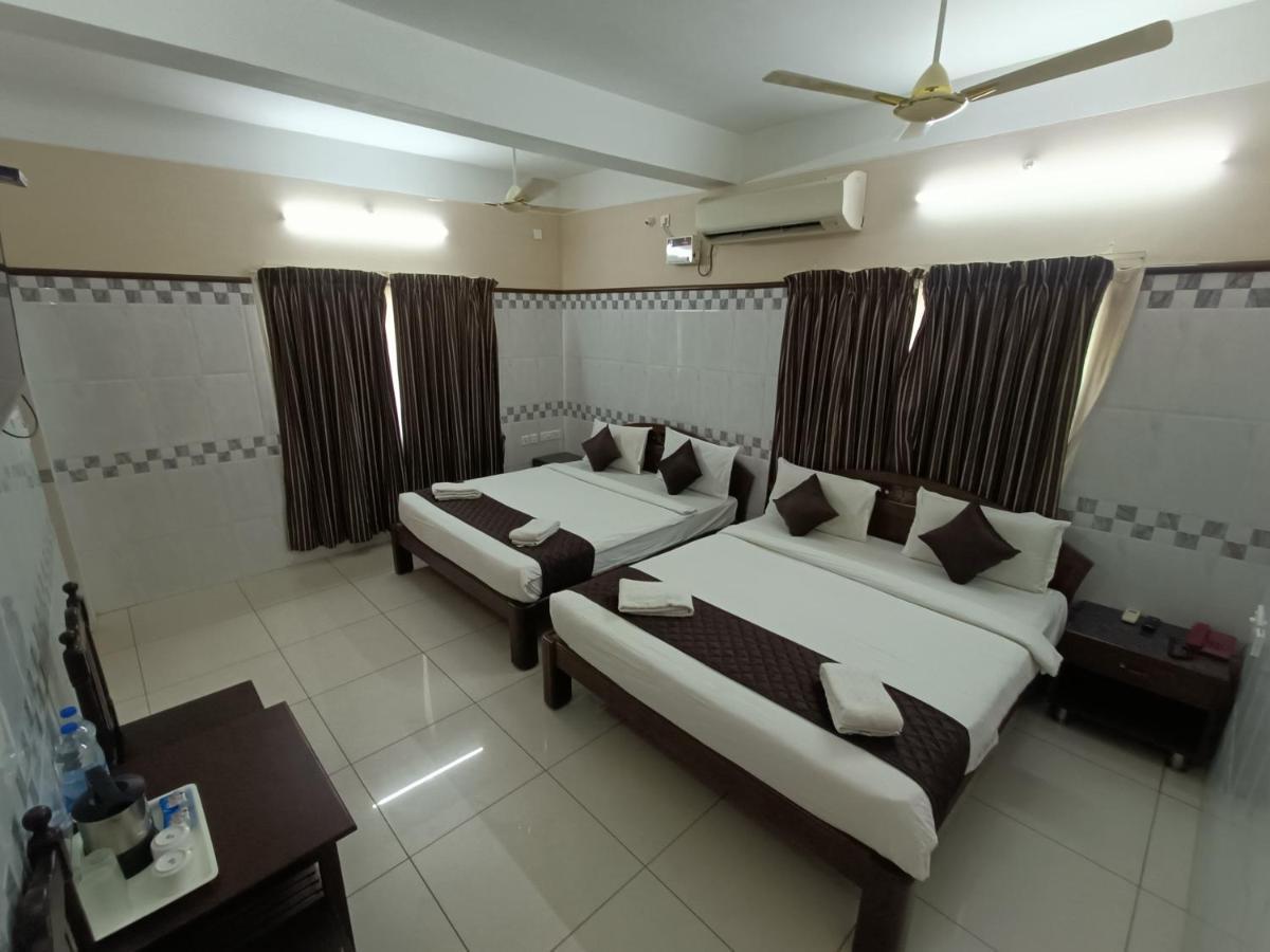 Hotel Arunachala Пондичери Екстериор снимка