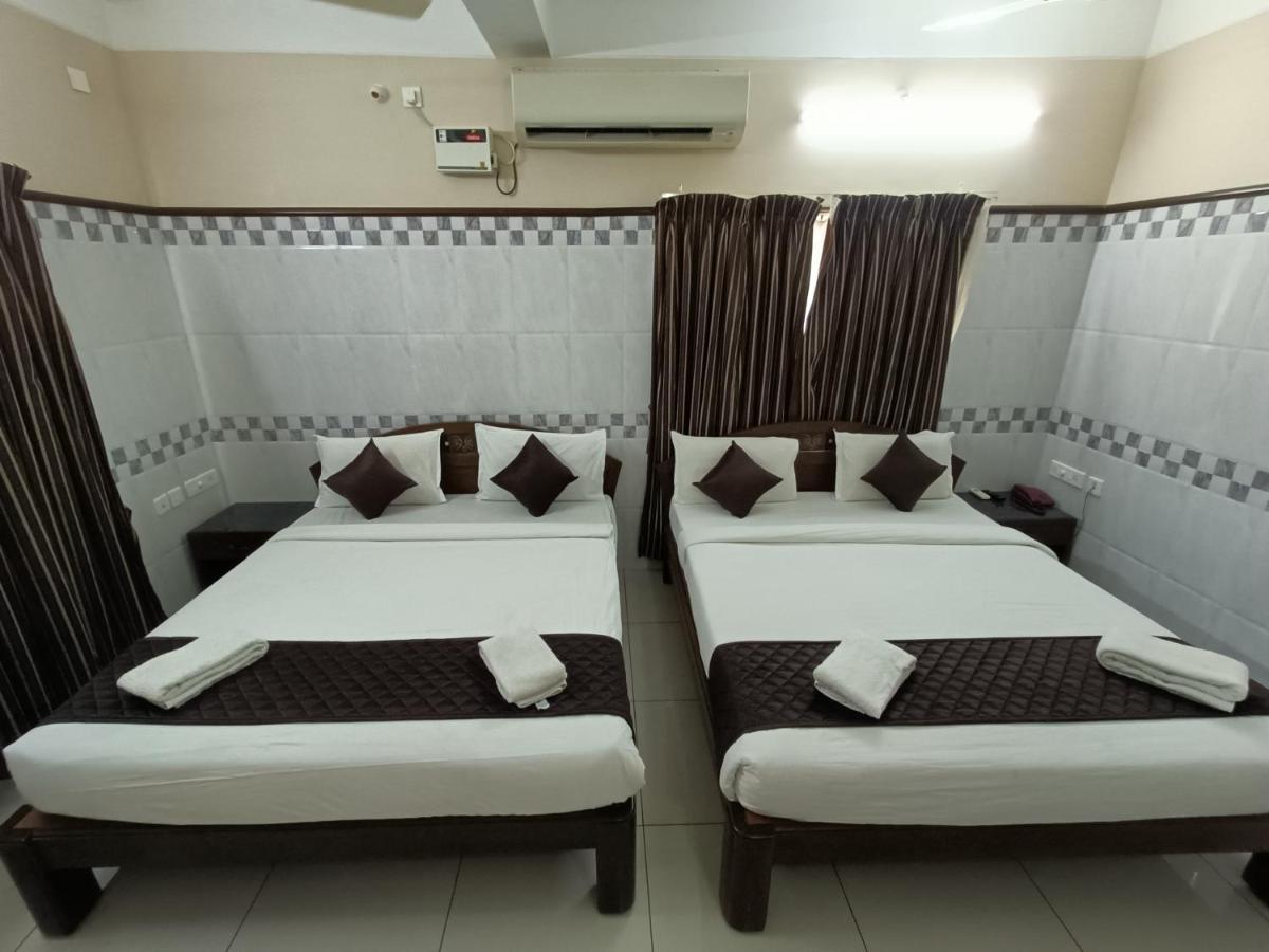 Hotel Arunachala Пондичери Екстериор снимка